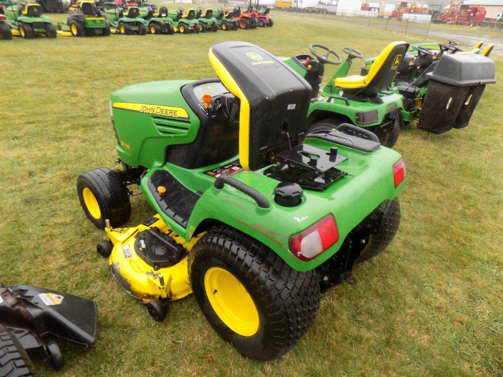 JD X720 Garden Tractor w/ 54'' Deck, Hyd Lift, Power Steering, 1515 hrs   S