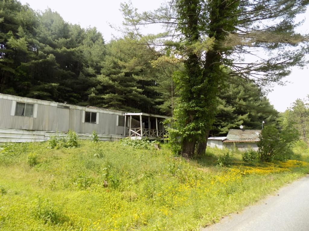 "Sale / Serial #: 16-686, Town of Sanford, Address: 37 Bryce Road, Lot Size