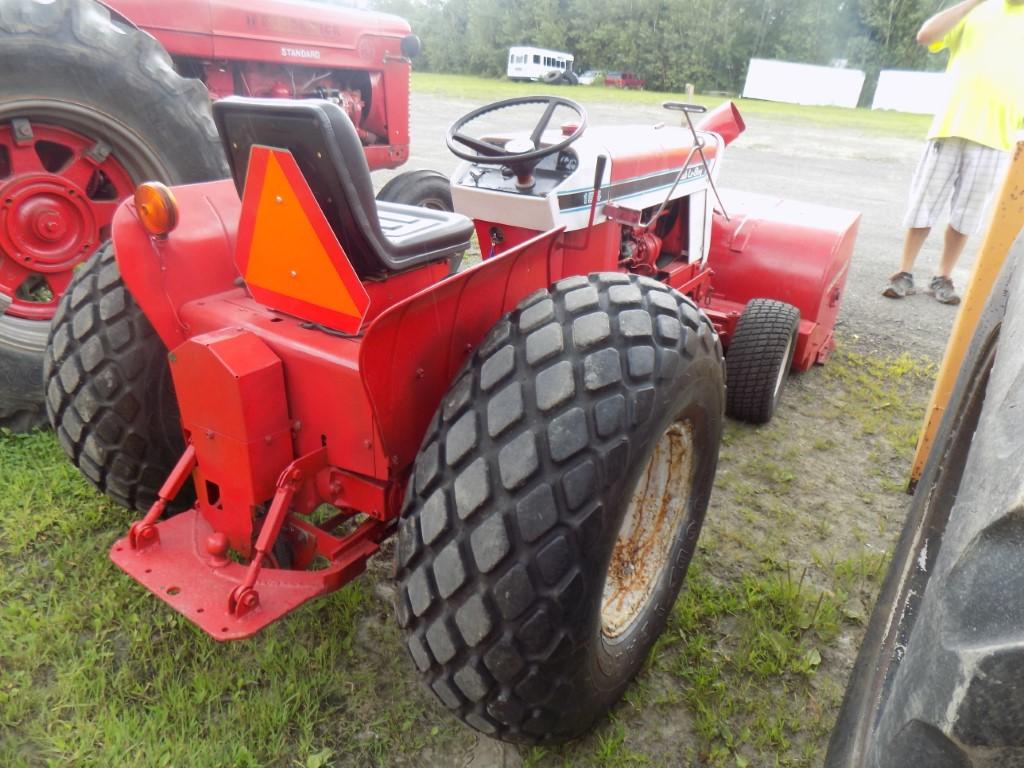 Cub Lo-Boy 154 Tractor w/ 50'' Snowblower, SN: 028122 - MANUAL IN OFFICE