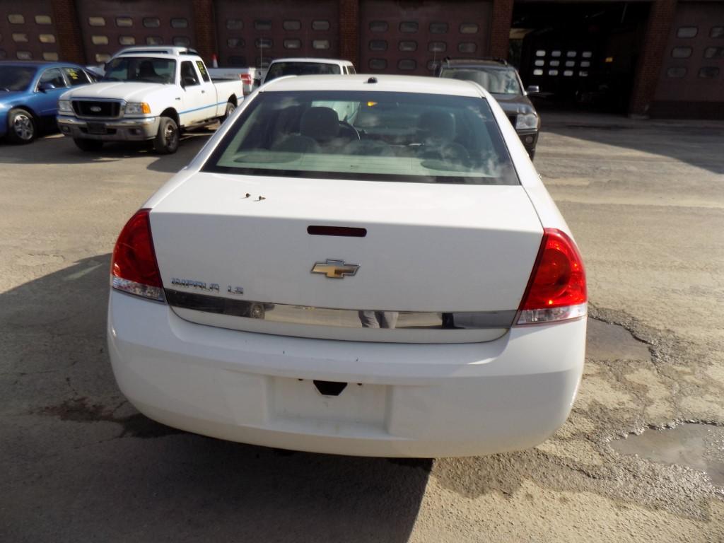 2006 Chevrolet Impala, 4DSN, White, Automatic, V6, 148,280 Miles, Vin# 2G1W