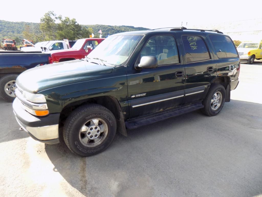 2003 Chevrolet Tahoe, SUV, 4wd, Green, Automatic, 136,631 Miles, Vin# 1GNEK