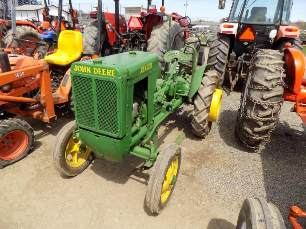 JD 1946 L Tractor w/1-Btm Plow