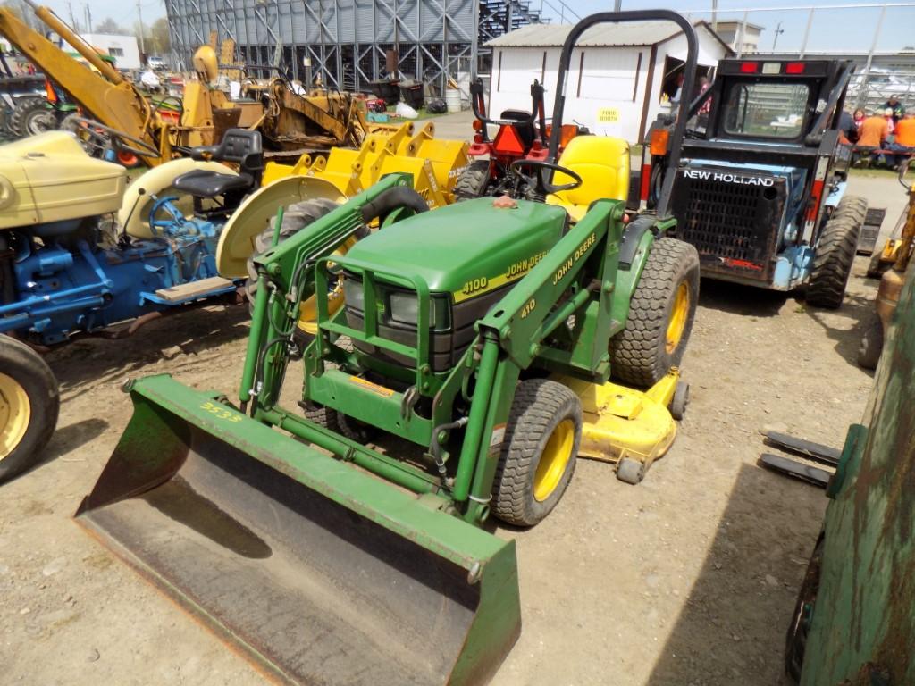 John Deere 4100 4wd Compact Tractor w/ Loader & Mowing 60'' Deck, S/N 31026