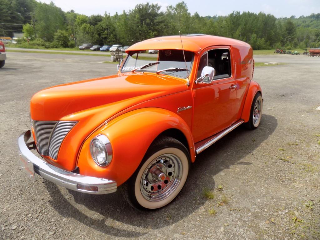 1971 Volkswagen Super Beetle / Bug with Custom Fiberglass 39 Ford Sedan Del