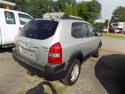 2008 Hyundai Tucson, Silver, V6, 4WD, Auto, 138,165 Mi., Vin# KM8JN72D98U76