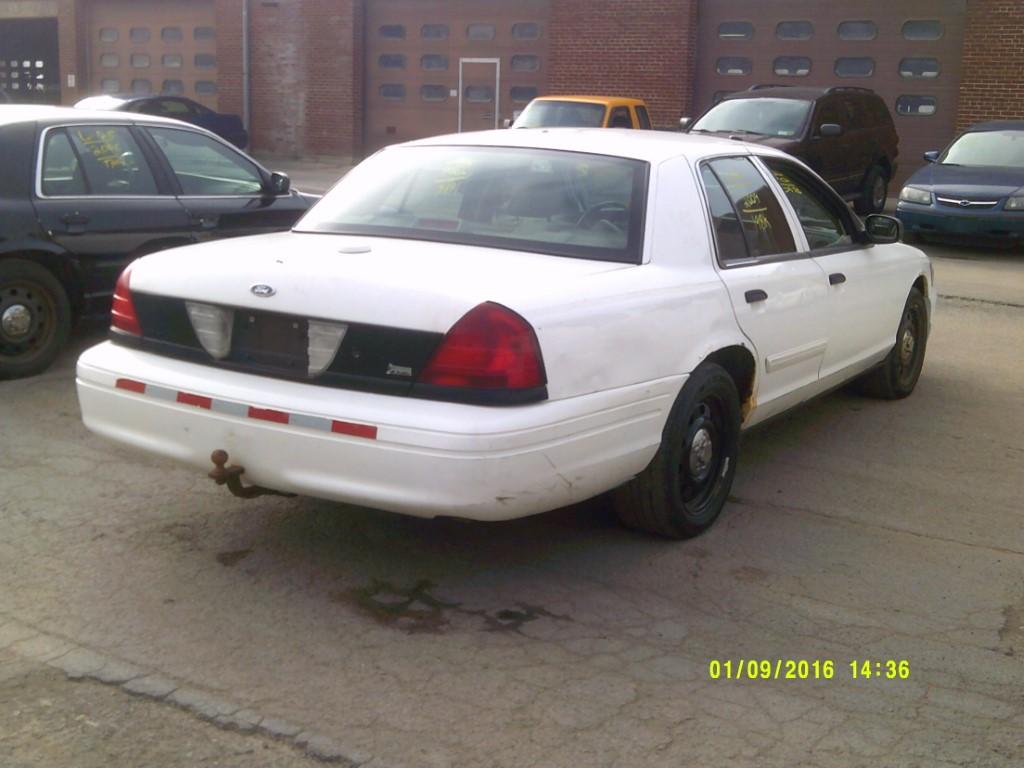 2009 Ford Crown Victoria, Police Interceptor, 4DSN, V8 Gas Eng, Auto, 198,7