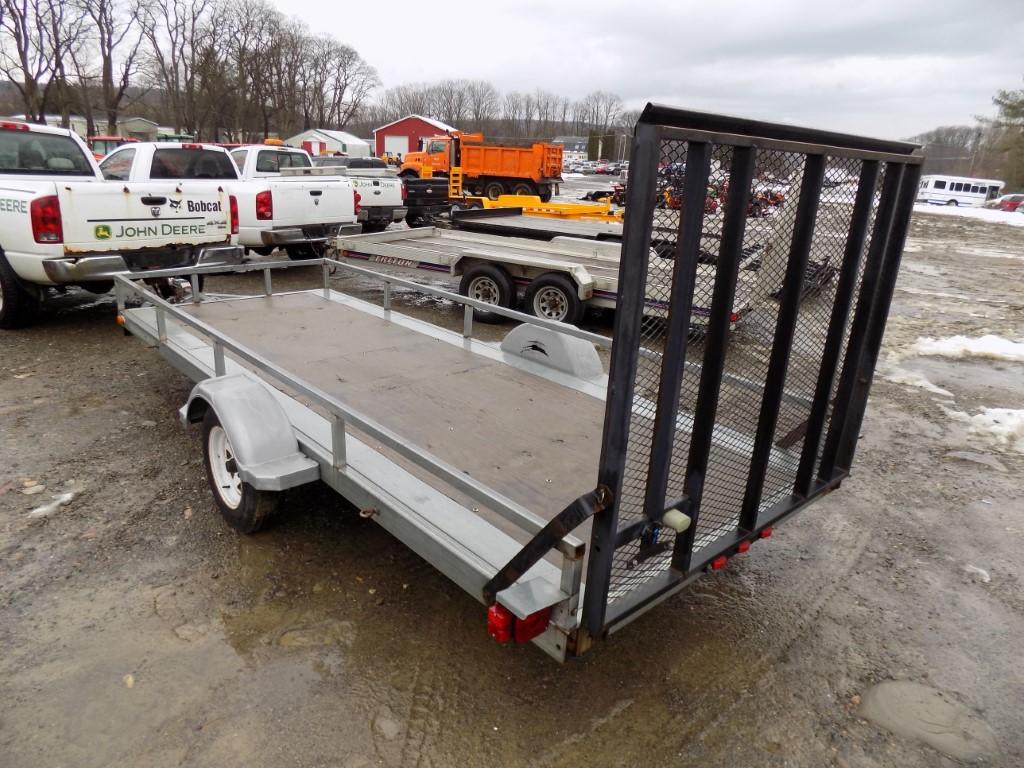 2004 North 14 1/2' Fabrique Par Bumper Pull Trailer, Single Axle, Drop Ramp