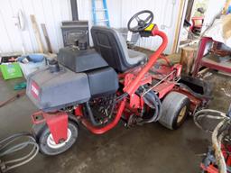 Toro 3100 3-Reel Greens Mower, Briggs & Stratton 2-Cyl Gas Eng, 16HP, 2,128