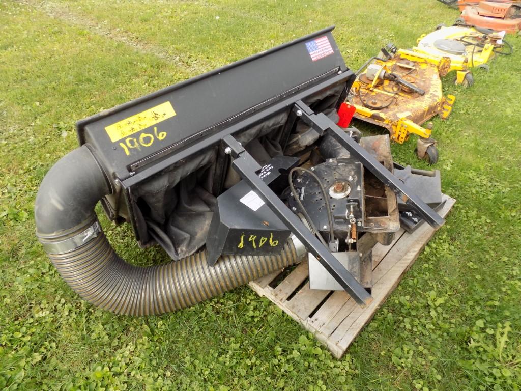 Ferris Power Flow Bagger System w/Weights (was lot 1960)