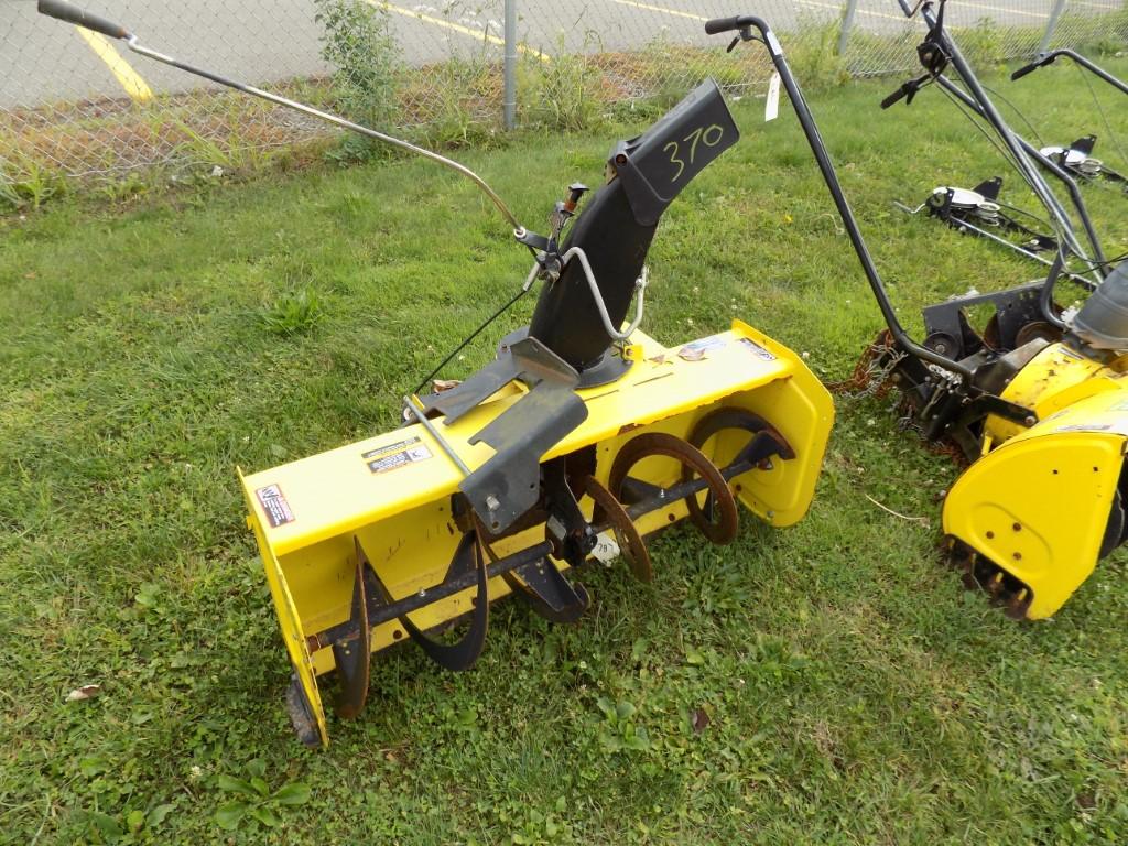 JD 44'' Snowblower Attach