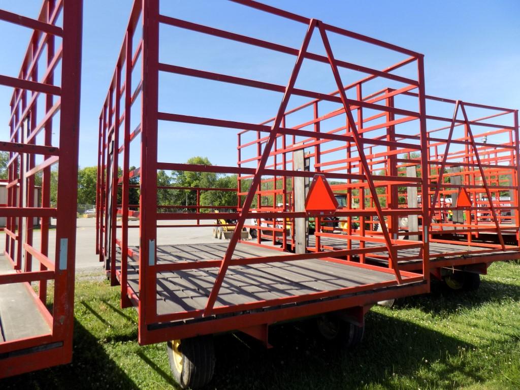 Steel Basket Hay Wagon, 10' x 16' on JD Running Gear   (3086)