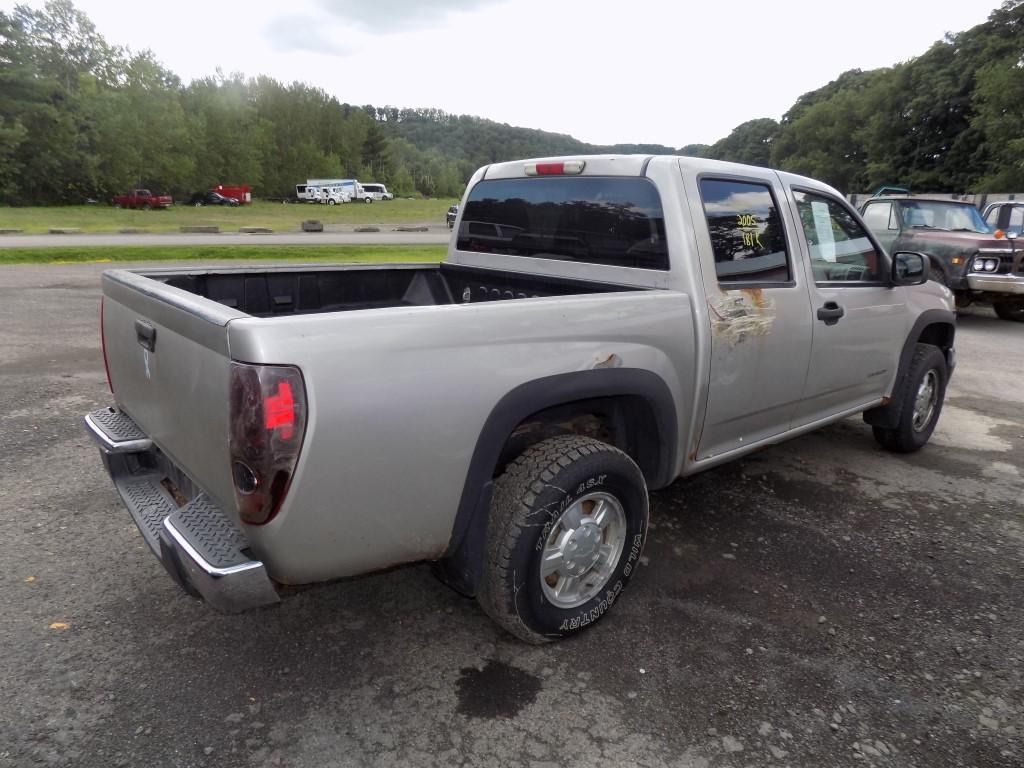 '05 Chevy Colorado Crew Cab, Pewter, Auto, Needs Work, Starts Hard and Won'