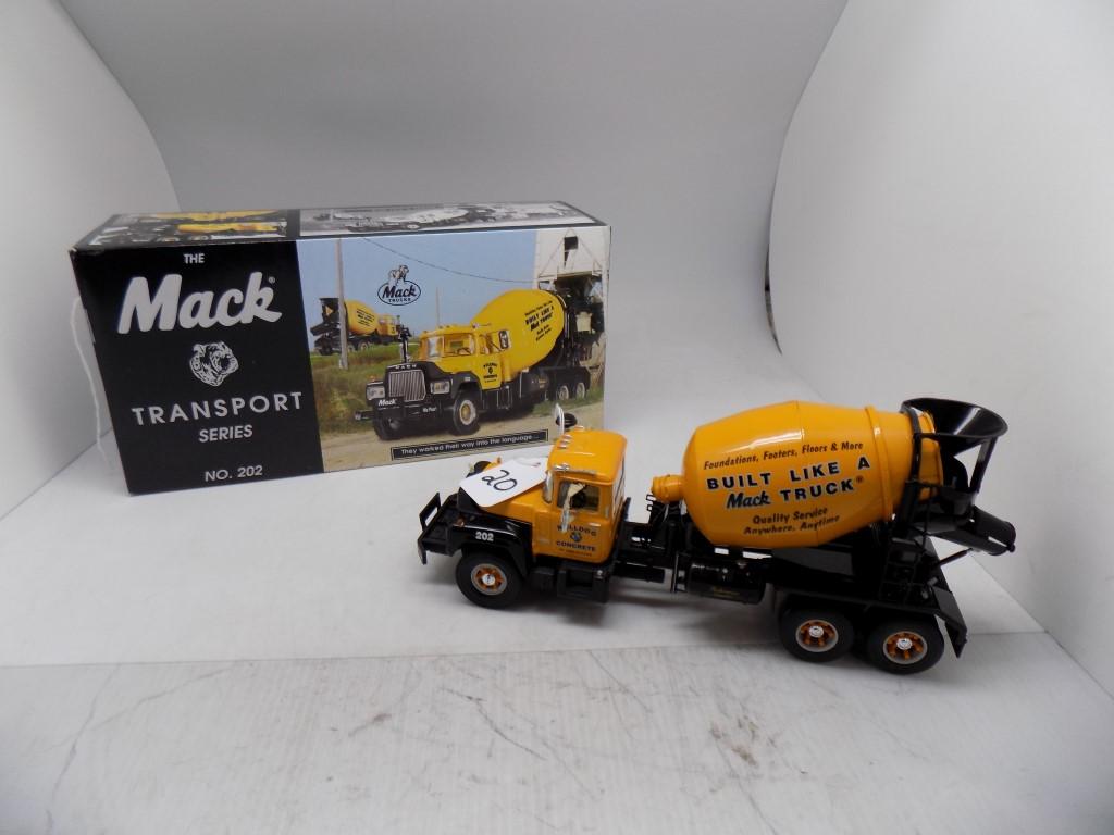 The Mack Transport Series No 202 Model R600 Mixer, ''Bulldog Concrete'', 1: