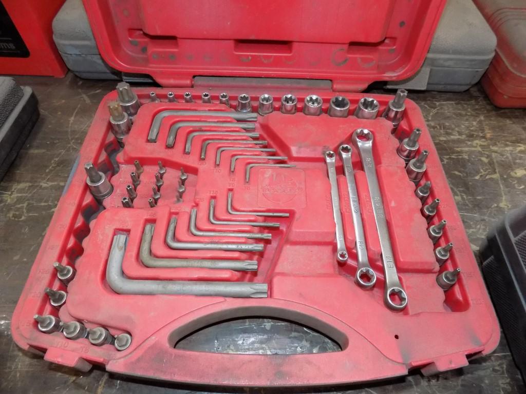 Mac Tools Torx and Safety Torx Set - Missing a few pieces