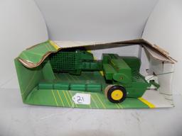 John Deere 348 Square Baler in 1/16 Scale by Ertl, Box in Poor Condition