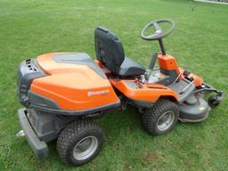 Husqvarna R220T Articulating Front Mower, 18 HP V Twin, 38'' Deck, S/N# 201