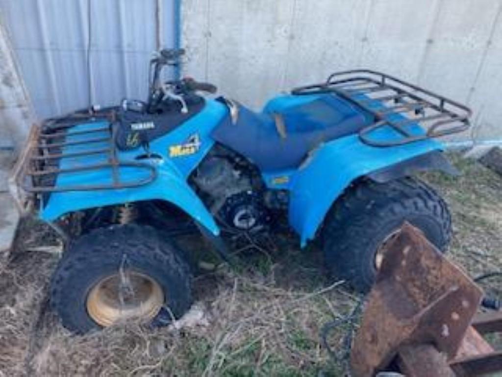 Yamaha 350 ATV Moto 4, Not Running, Needs Work, NO REGISTRATION