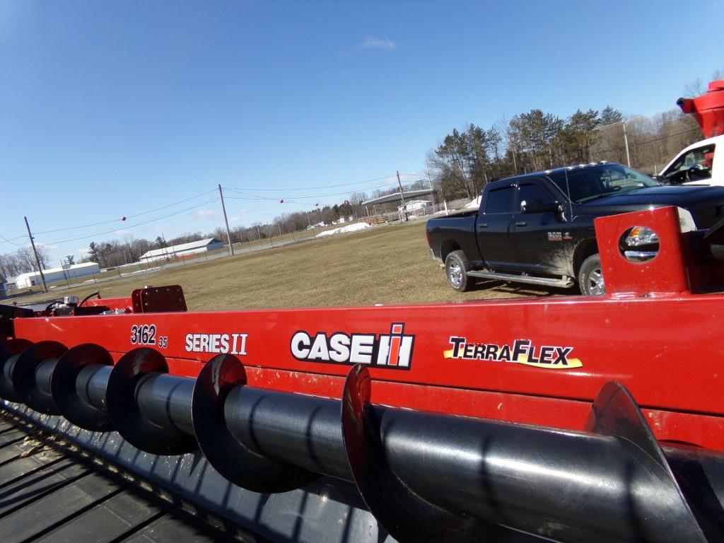 CaseIH 3162-35'; SeriesII Terroflex Grain Platform w/Header Cart, 2020/2019