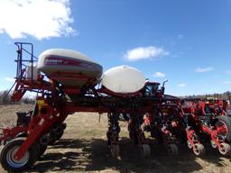 CaseIH 2150, 16 Row Corn Planter, Has Down Force Precision Elec Drives, Air