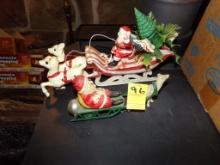 Plastic and Metal Wind Up Santa Toy (SPRING BROKEN)(DR)
