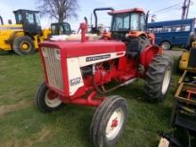 International 404, Gas, 2 WD, PTO, 3 PT, Single Remote, Hi-Lo Range, Ser.#