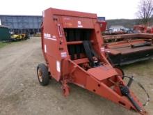 New Idea 4643 Round Baler (5600)