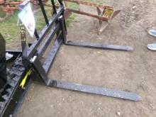 New 48'' Quick Tatch Pallet Forks  (4658)