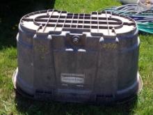 Rubbermaid 100 Gal. Water Tub (5155)