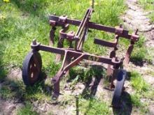 Small Red Garden Cultivator (5365)