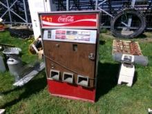 Vintage Coke Machine, Can Type (5442)