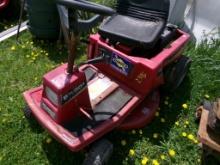 Murray 8 HP 30'' Rear Engine Riding Mower (5703)