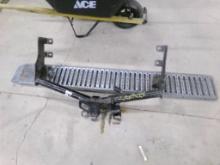 Chevy 1500 Trailer Hitch, Truck Ramp  (3028)