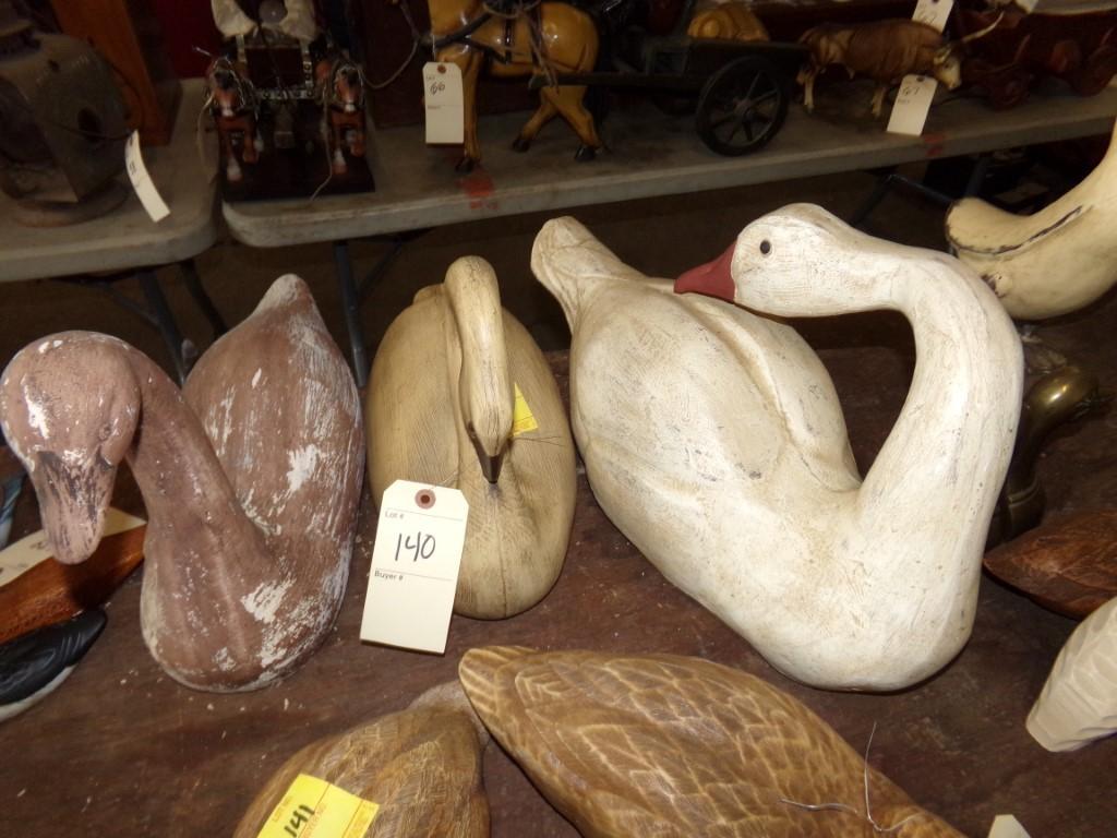(3) Very Large Swan Decorations (Garage)