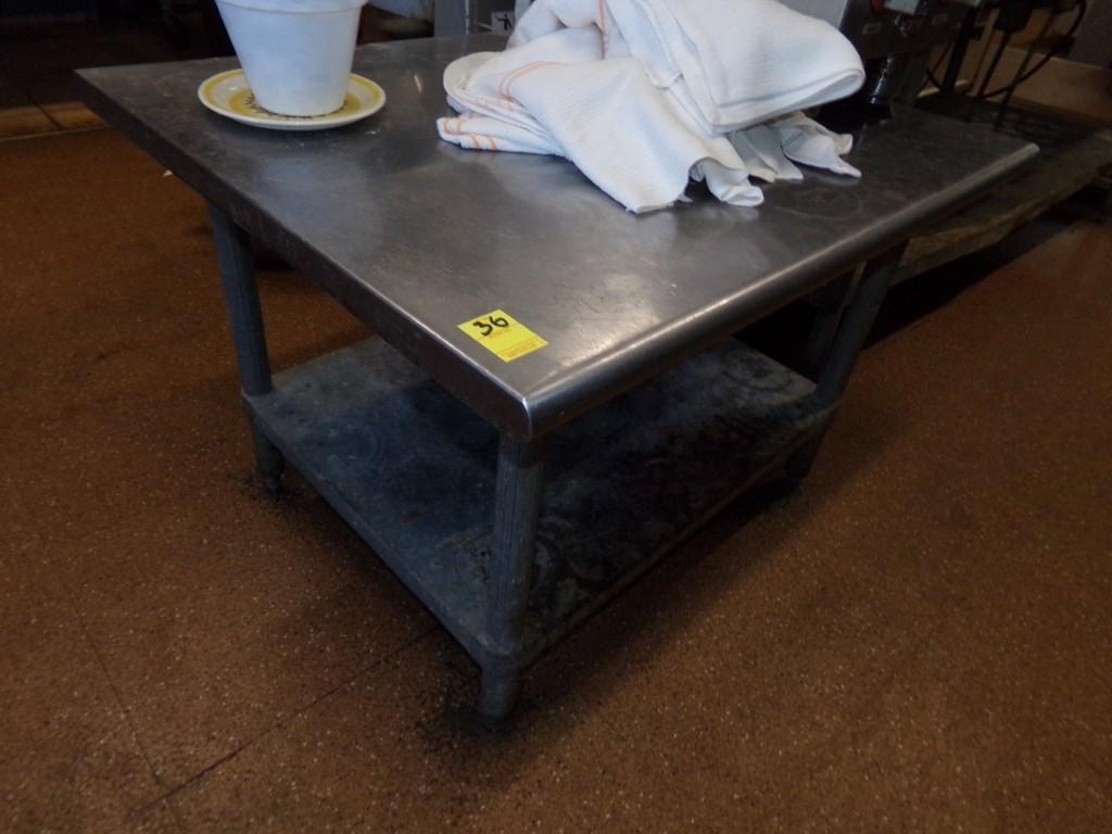 36''x 30'' Stainless Steel Equipment Stand, 25'' Tall