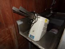 Moline Commercial Bagel/Roll Slicer (Alpine, NY)