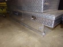 ''UWS'' Aluminum Diamond Plate Tool Box for Full Size Truck