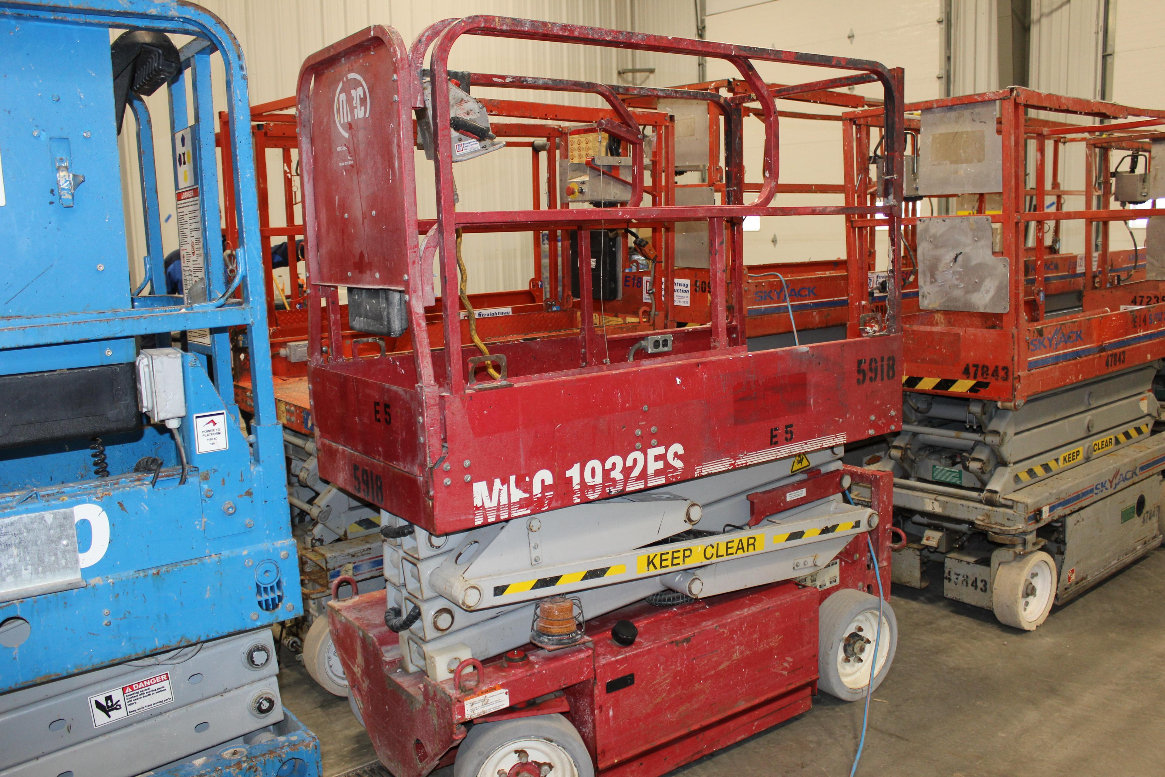 2008 Mec 1932 ESU Scissor Lift