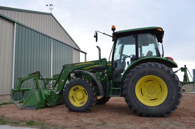 2011 John Deer 5095M Tractor