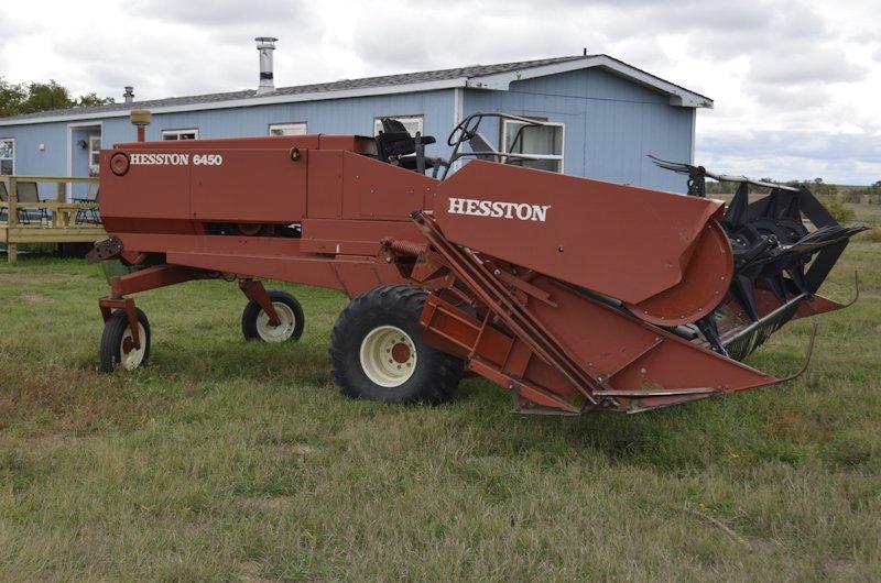1982 Hesston 6450 Swather