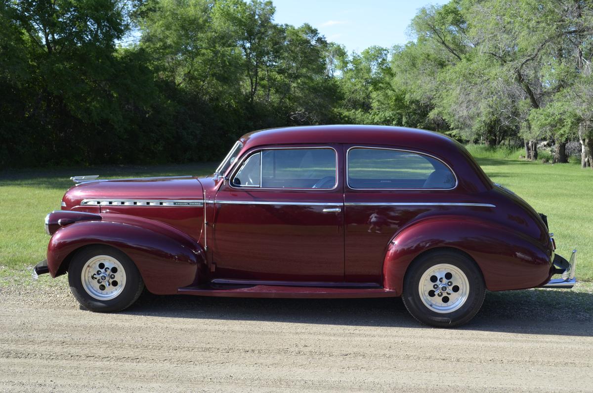 1940 Chevy Special Deluxe 2-Door Sudan (Restored)