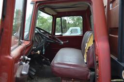 1974 IH 1600 Loadstar w. 15’ Box Hoist w. Roll Tarp