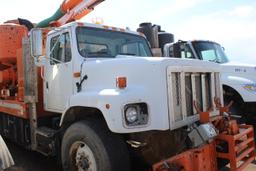 2001 IH Vac-Con Hydrovac Truck