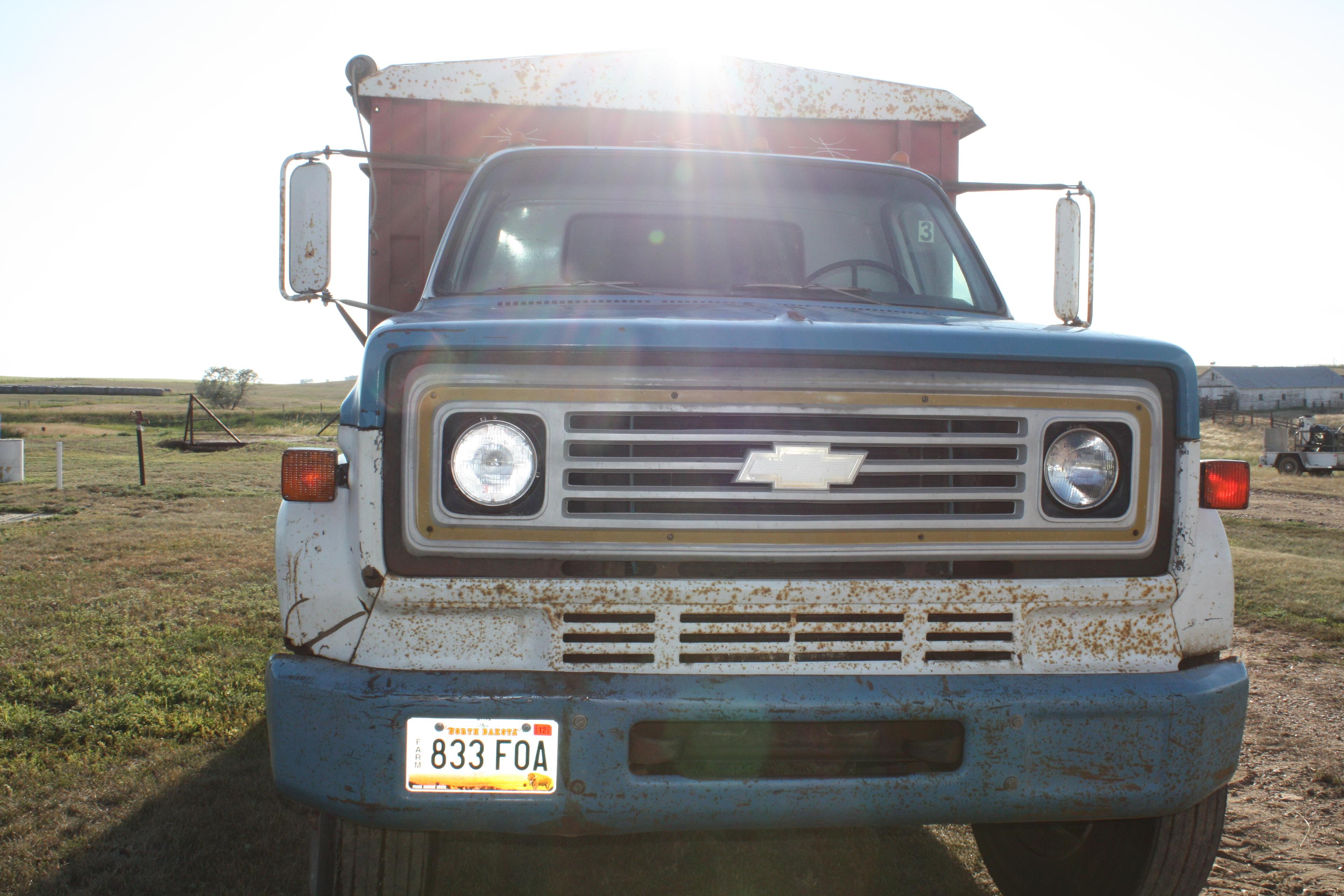 1976 Chev C-65 Truck