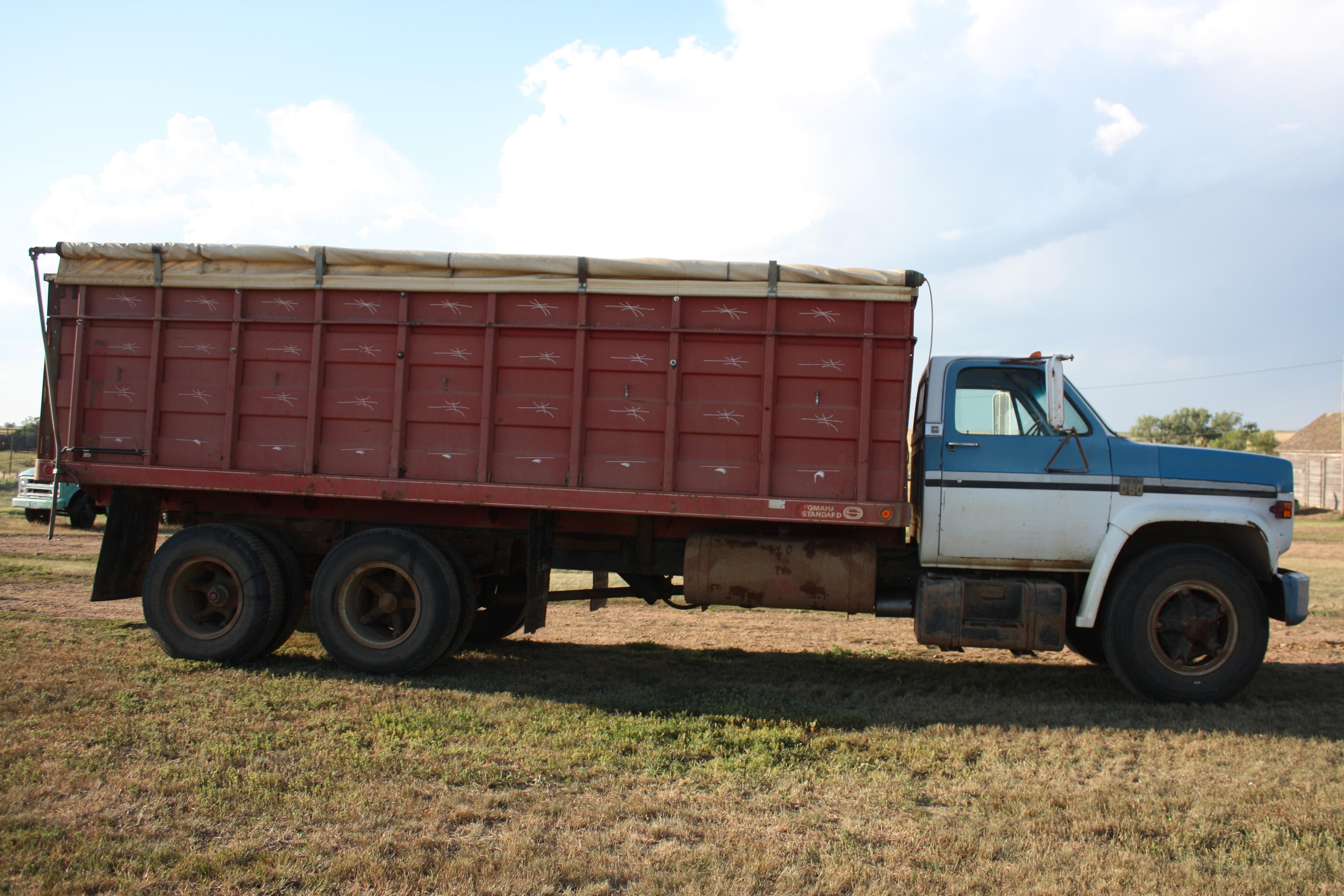 1976 Chev C-65 Truck