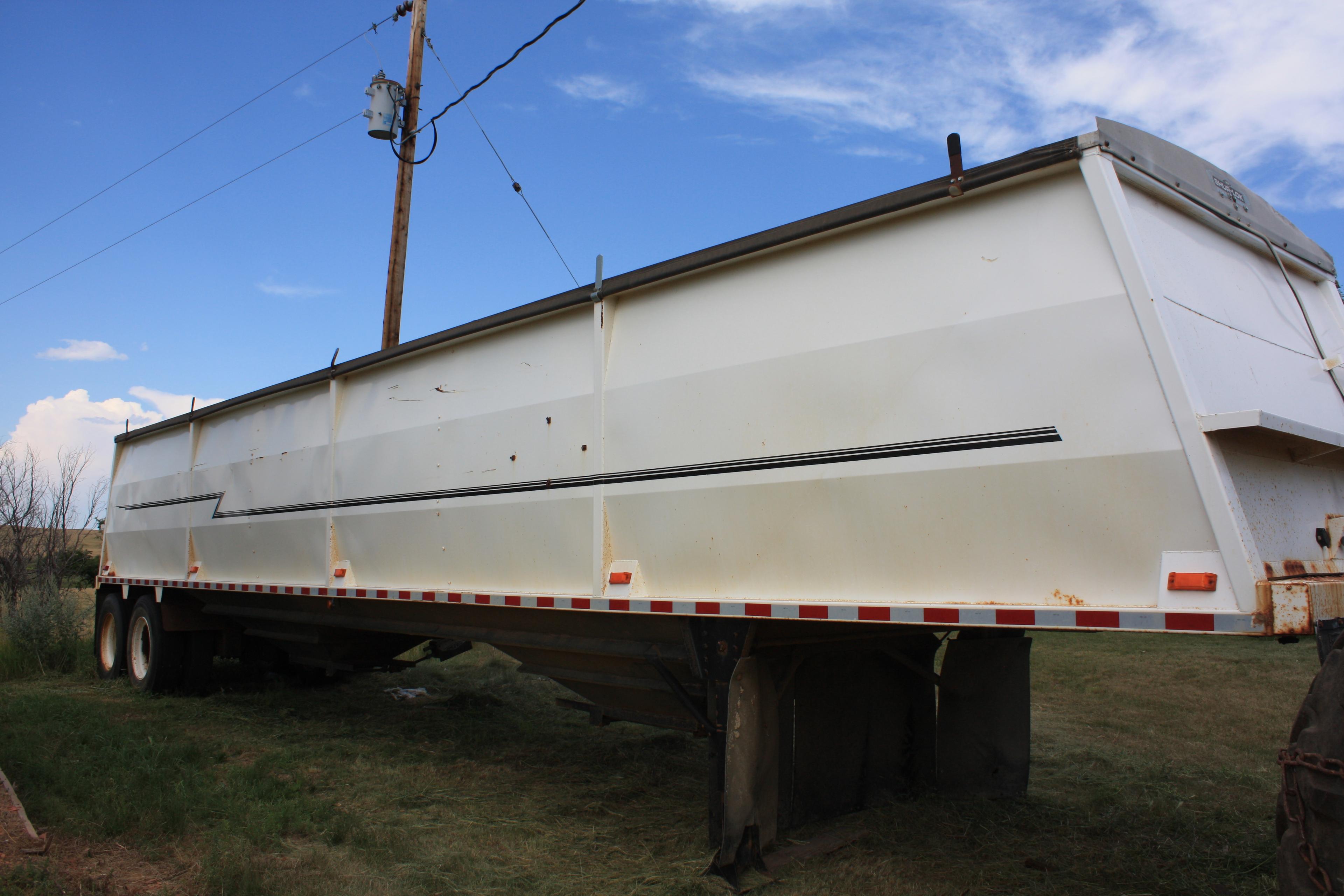 1995 Wheeler 42' Grain Trailer