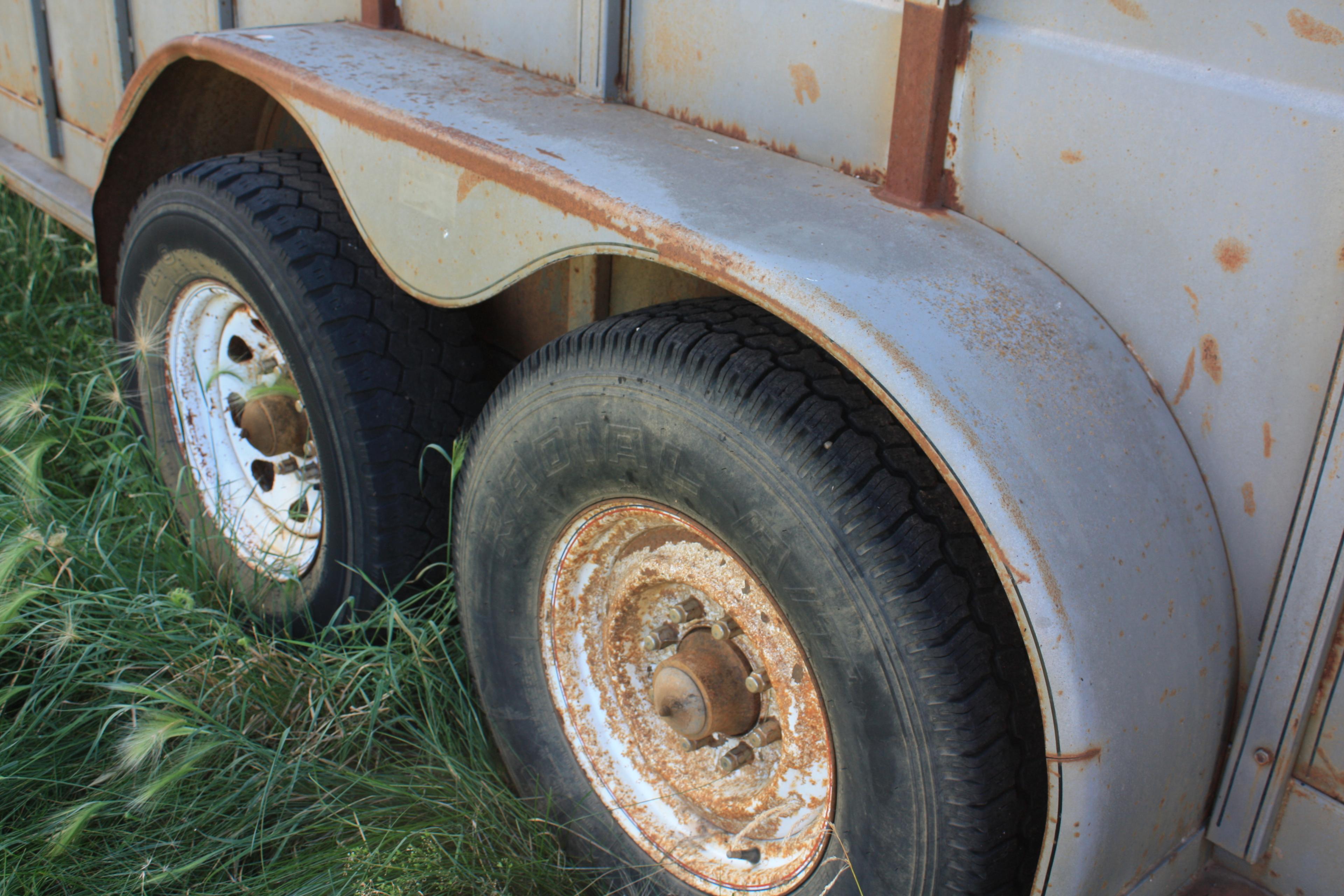 1990 Titan Gooseneck Stock Trailer