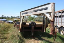 1989 Titan Gooseneck Flatbed Trailer