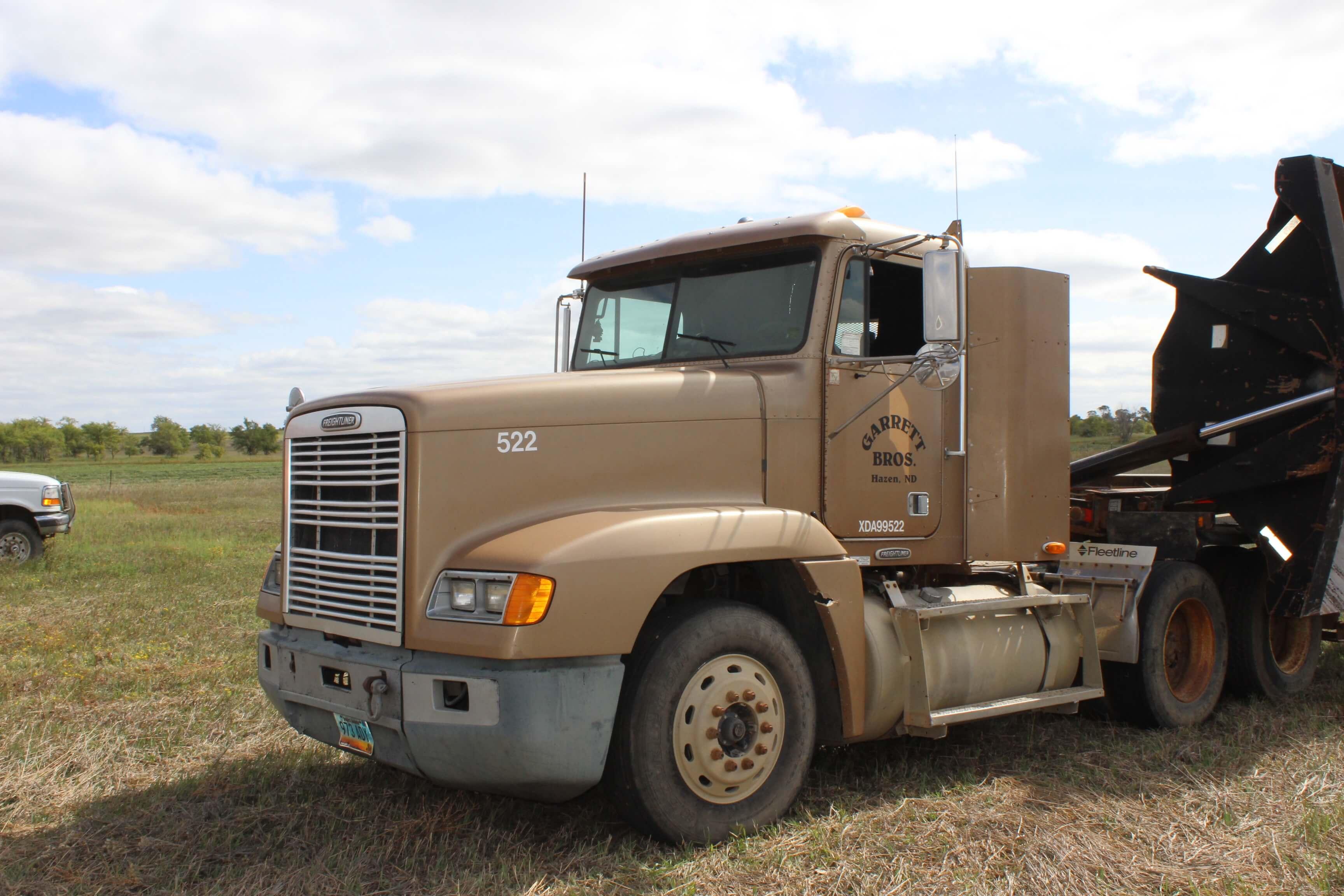 1999 Freightliner FLD CON Day Cab
