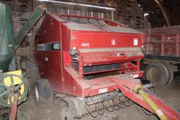 New Idea 4865 Soft Core Baler