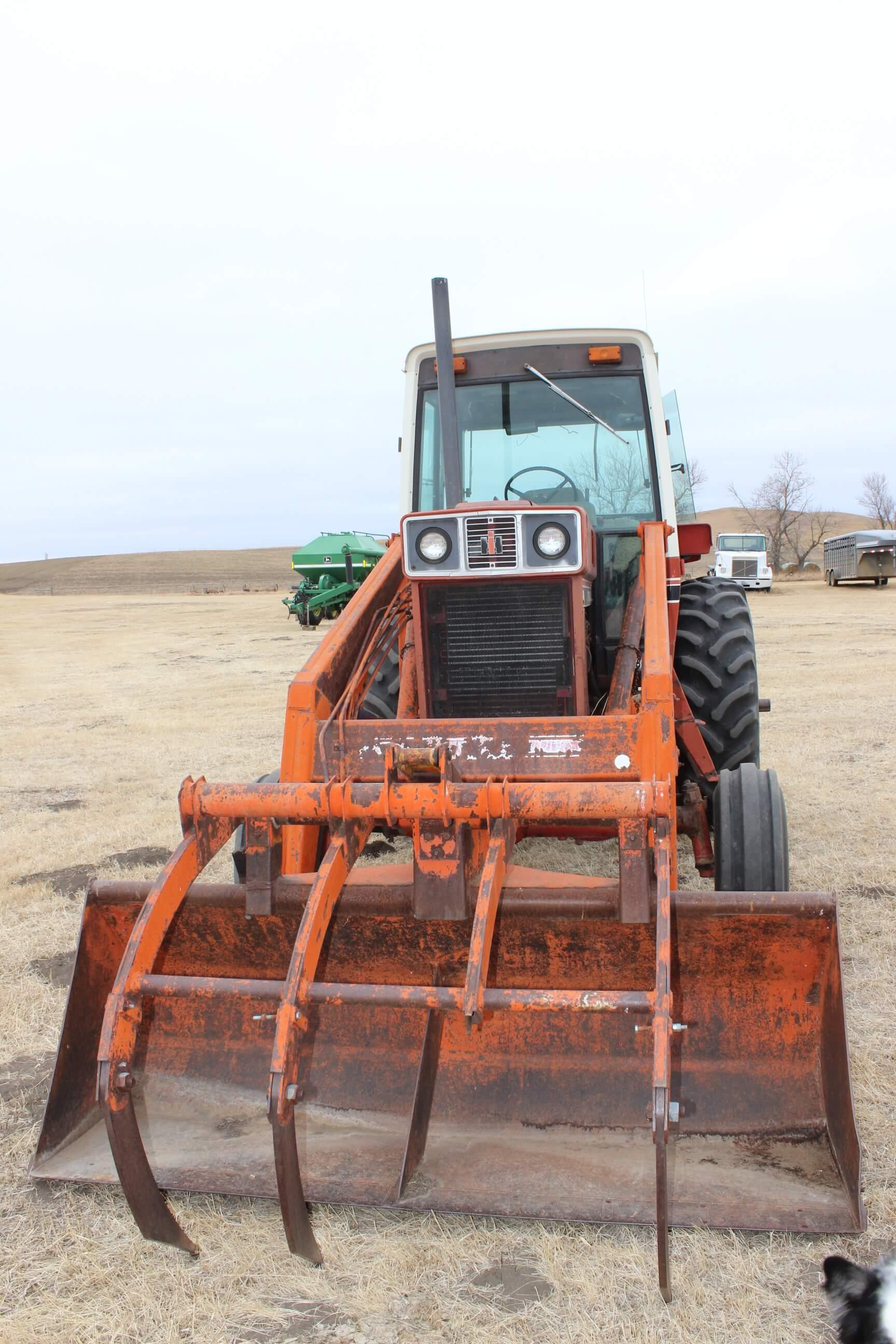 1981 International 886 Tractor